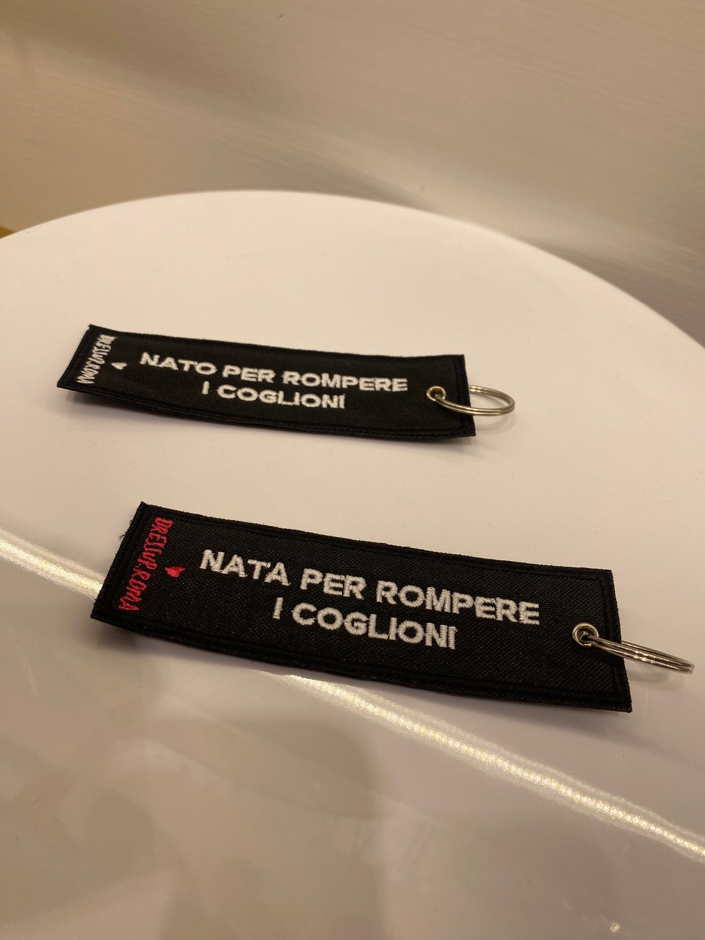 Portachiavi “Nato/a per rompere i ****”